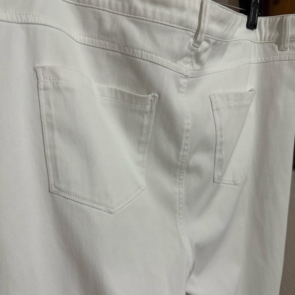 Kate & Mallory white cropped jeans plus size 2X - Picture 2 of 8